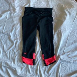 Black hot pink work out capri